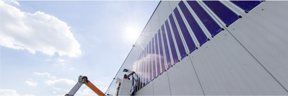 paneles solares flexibles sobre pared